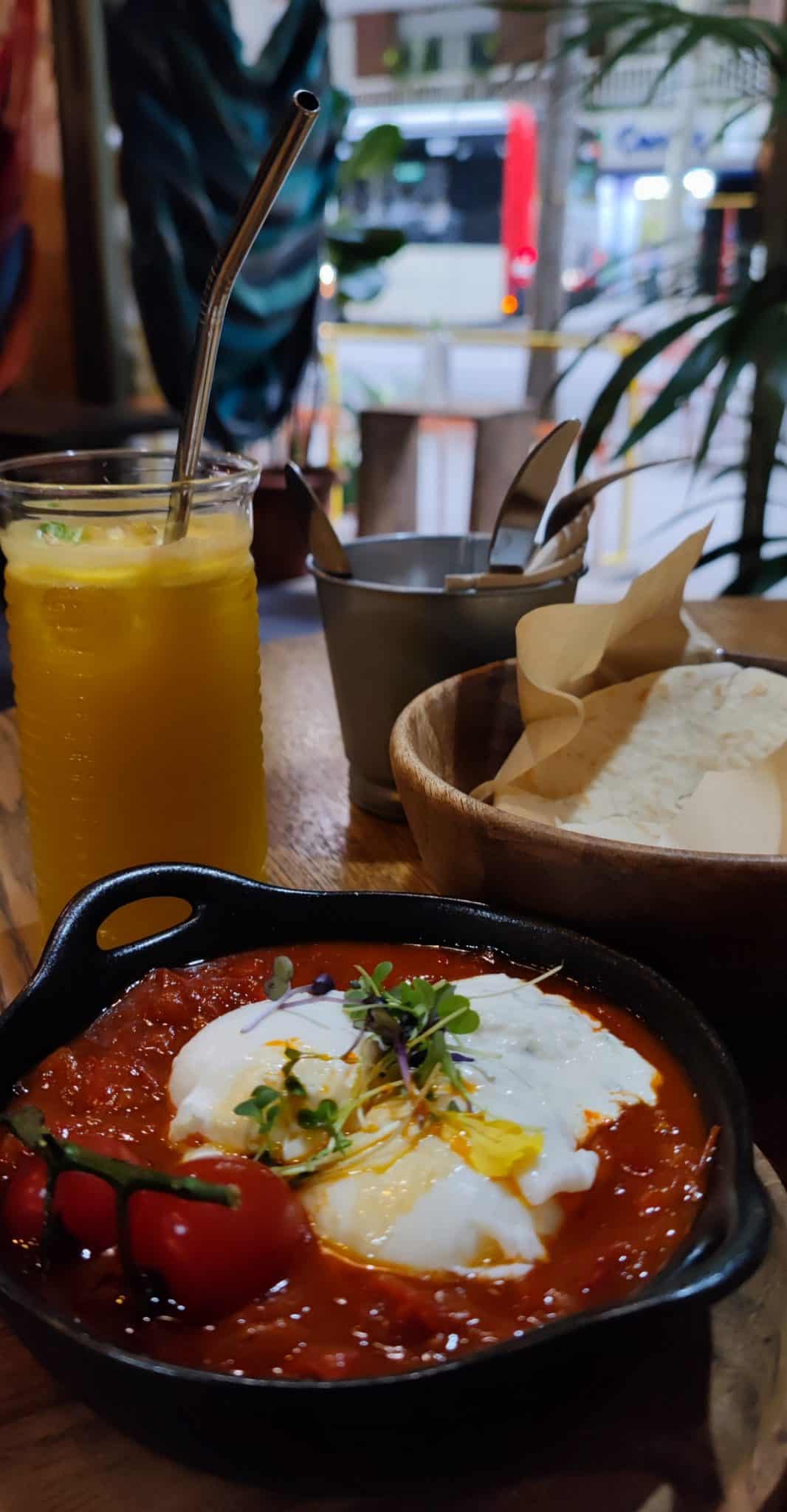 40 Blissful Brunch Spots in Barcelona (2023 Update)