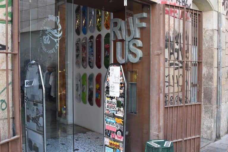 Barcelona Skateboarding 〜 The Insiders Guide