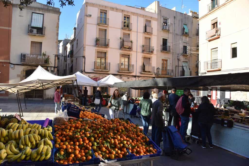 Plaça del Fòrum Market
